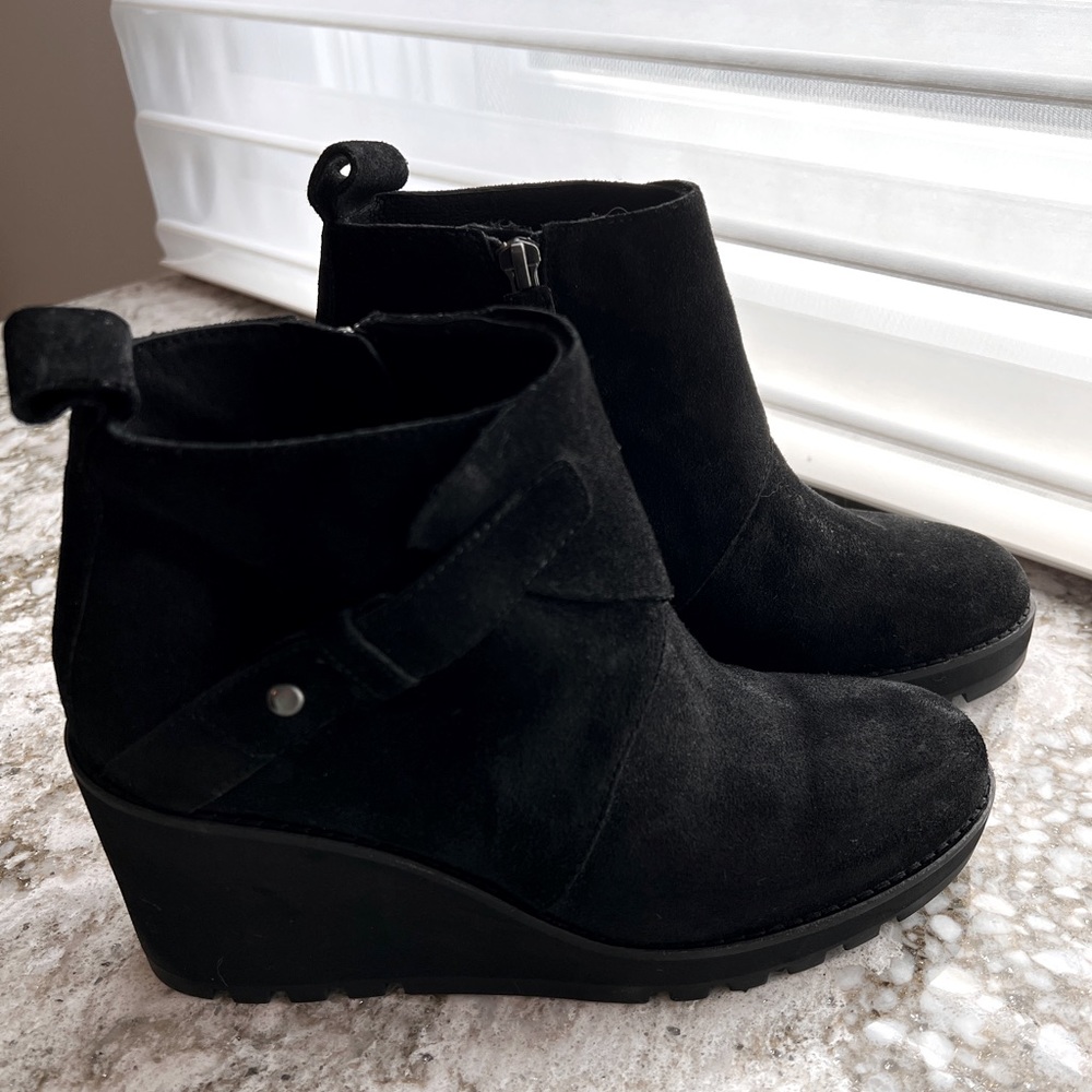 Eileen Fisher Ankle Boots - Size 7